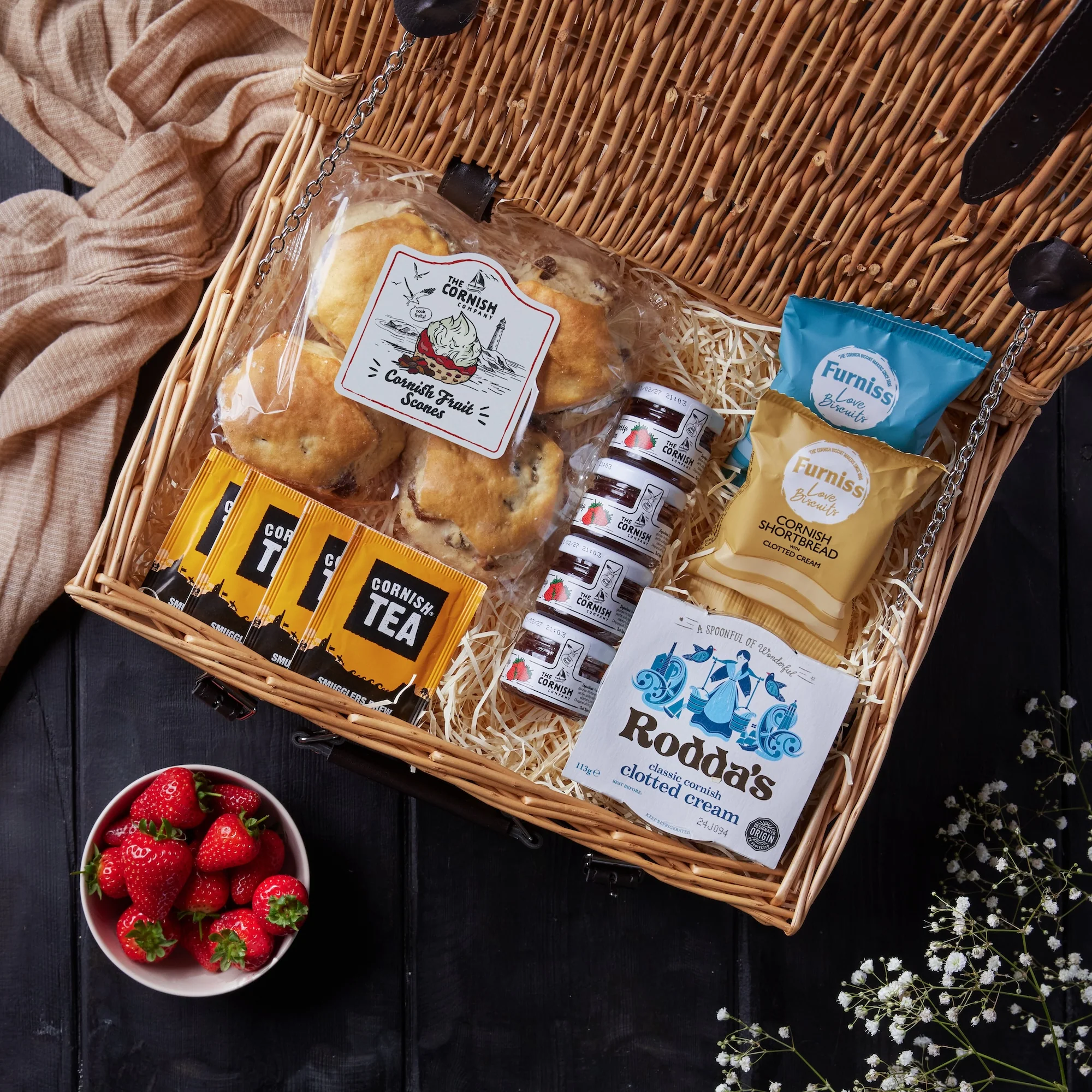 The Fruit Scone Cream Tea Hamper - Image 4