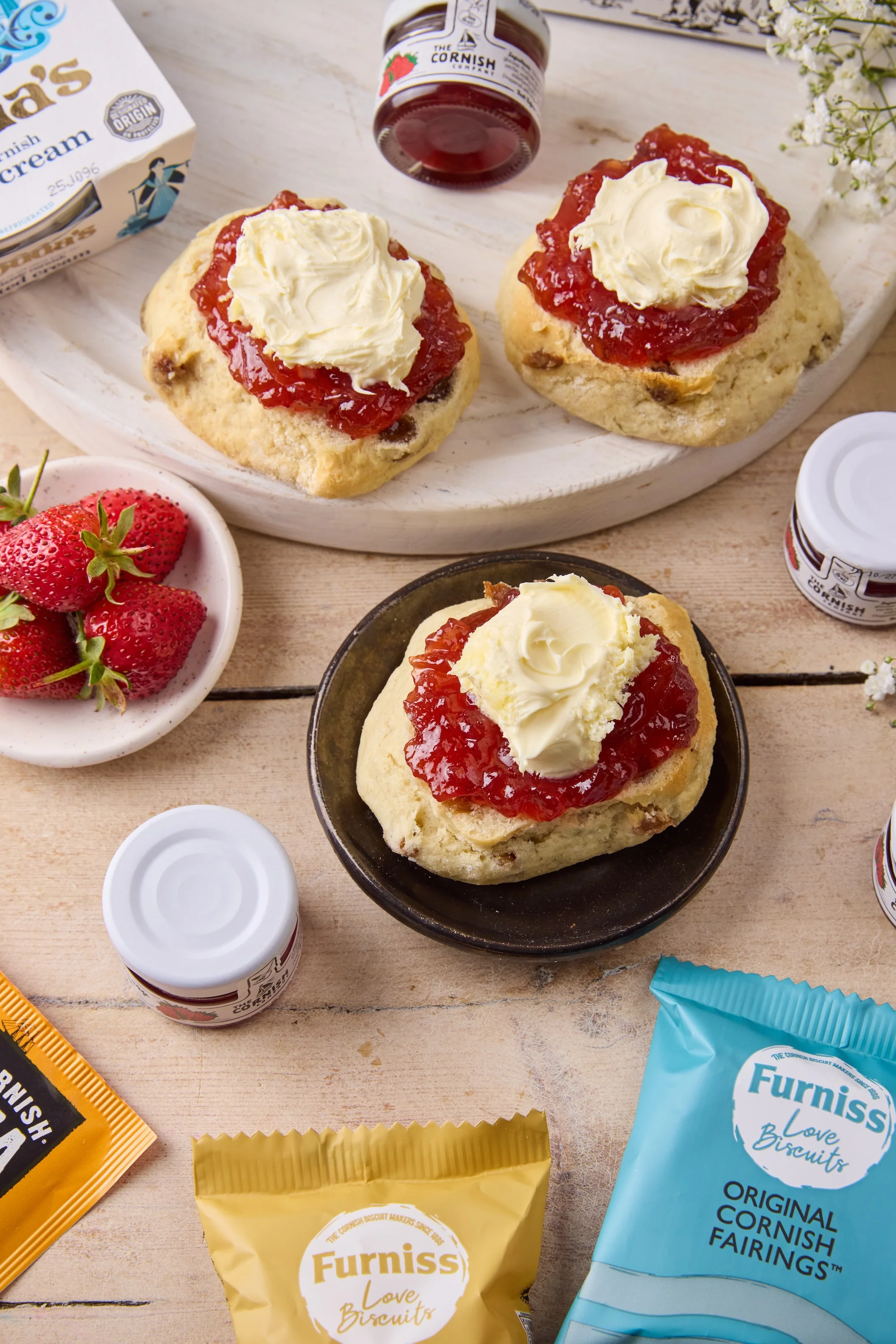 The Fruit Scone Cream Tea Hamper - Image 7